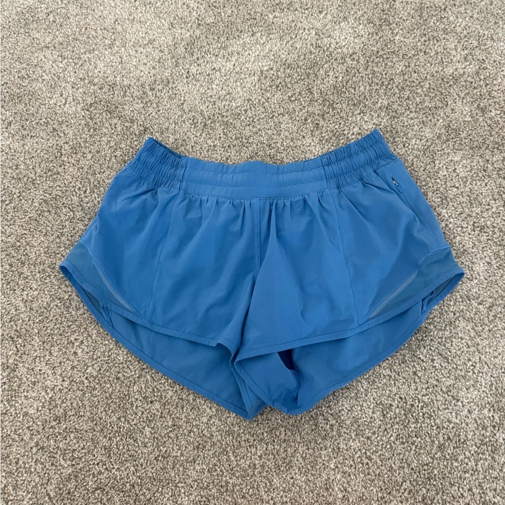 Lululemon Hotty Hot Shorts LR 2.5